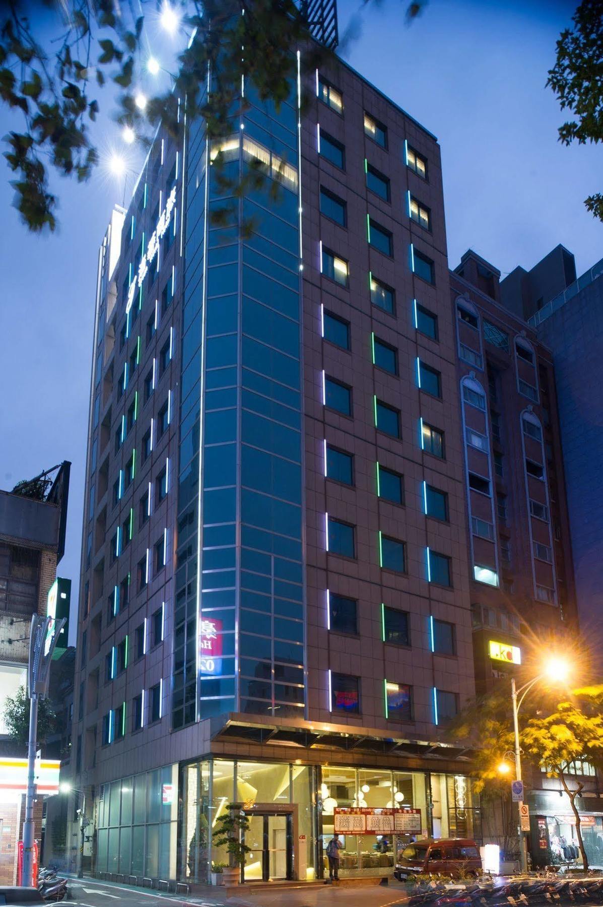 Green World Jianpei Hotel Taipei Exterior photo